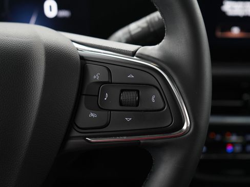 Used 2024 Buick Envista Avenir image 29