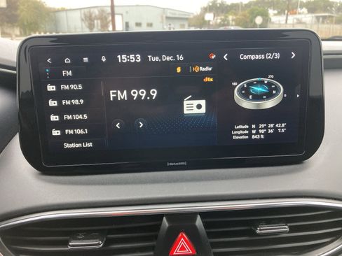 Used 2023 Hyundai Santa Fe SEL image 12