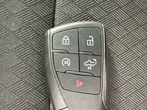 Used 2024 Chevrolet Silverado 1500 LT AWD/4WD image 15
