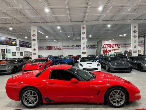 Used 2002 Chevrolet Corvette Z06 w/ Memory Pkg RWD image 5
