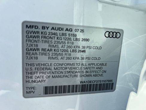 New 2025 Audi Q3 2.0T Premium image 22