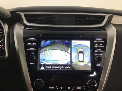 Used 2018 Nissan Murano Platinum image 18
