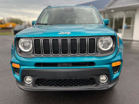 Used 2021 Jeep Renegade Latitude AWD/4WD image 3