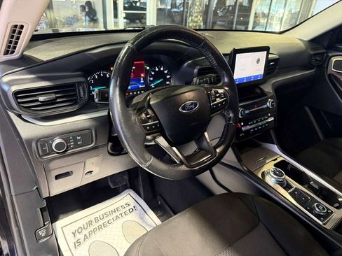 Used 2020 Ford Explorer XLT w/ Comfort Package AWD/4WD image 30