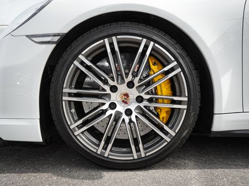 Used 2014 Porsche 911 Turbo S image 14