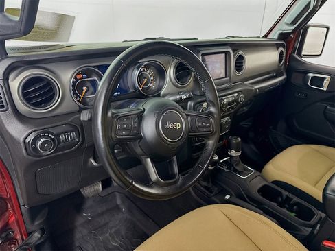 Used 2021 Jeep Wrangler Sport S image 9