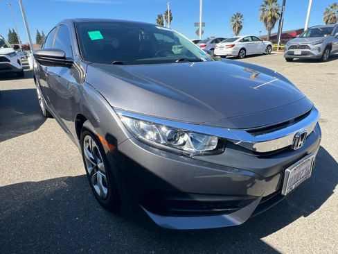 Used 2018 Honda Civic LX image 3