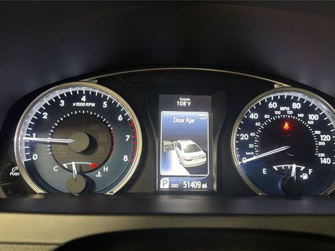 Used 2017 Toyota Camry LE FWD image 15