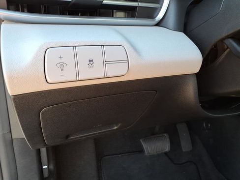 New 2026 Hyundai Elantra Limited w/ Cargo Package image 15