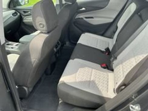 Used 2023 Chevrolet Equinox LT FWD image 13