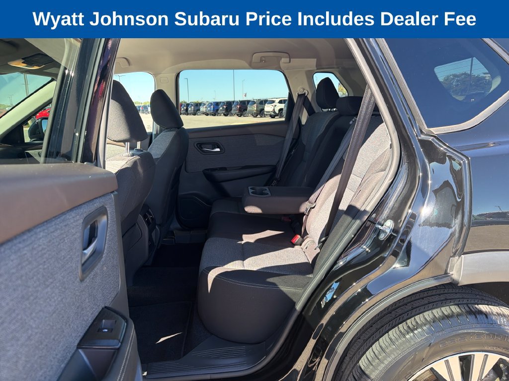 Used 2021 Nissan Rogue SV FWD image 36