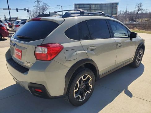Used 2016 Subaru Crosstrek 2.0i Premium image 6