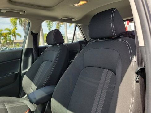 Certified 2024 Hyundai Venue SEL FWD image 16