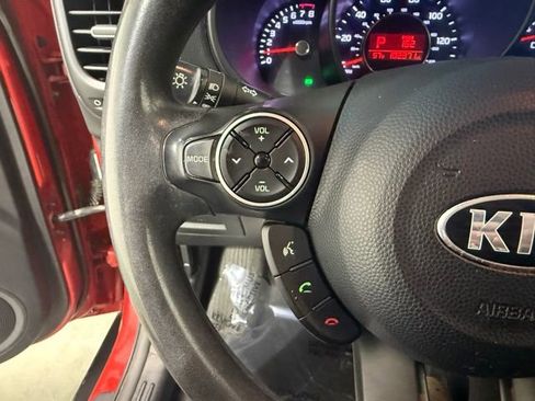Used 2015 Kia Soul + FWD image 14