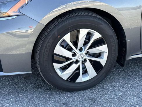 Certified 2025 Nissan Altima 2.5 S image 7