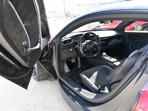 Used 2022 Maserati MC20 Coupe image 15