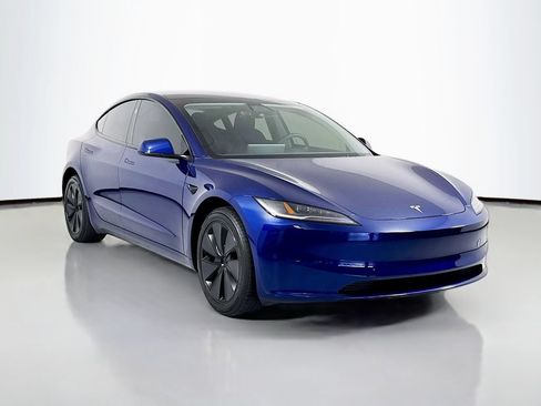 Used 2024 Tesla Model 3 Long Range RWD image 4