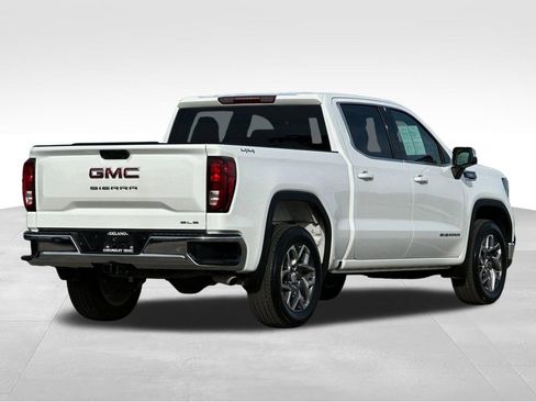 Used 2025 GMC Sierra 1500 SLE image 5