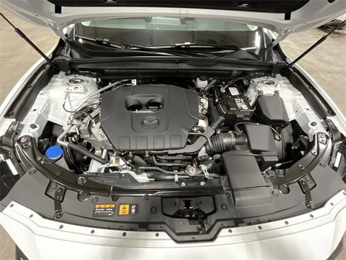 Certified 2025 MAZDA CX-50 AWD 2.5 S w/ Premium Package image 22
