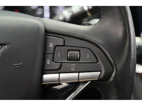 Used 2025 Cadillac XT6 Premium Luxury w/ Technology Package image 43