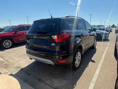Used 2019 Ford Escape SEL AWD/4WD image 4