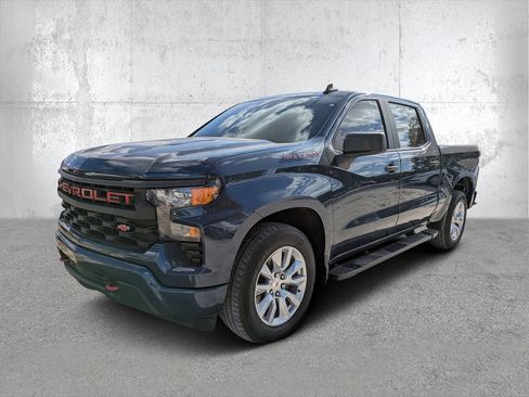 Used 2022 Chevrolet Silverado 1500 Custom image 6