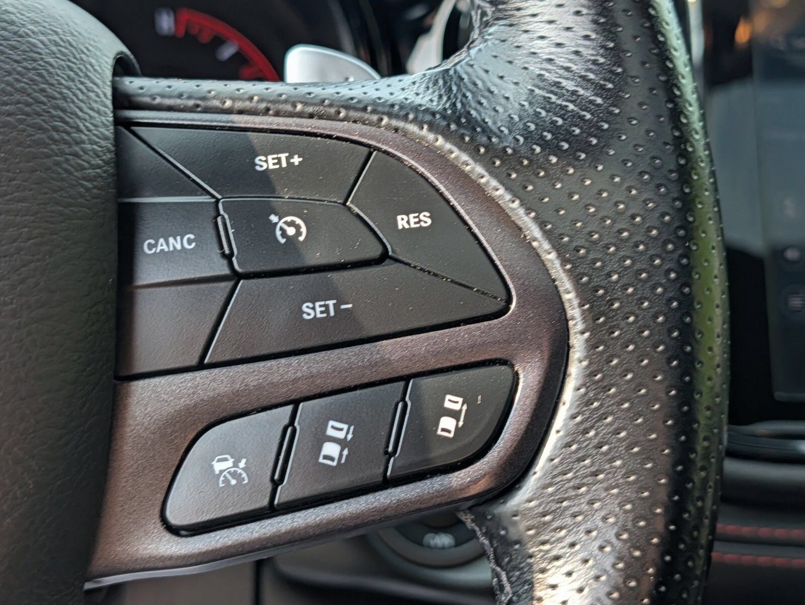 Used 2024 Dodge Durango GT AWD/4WD image 37
