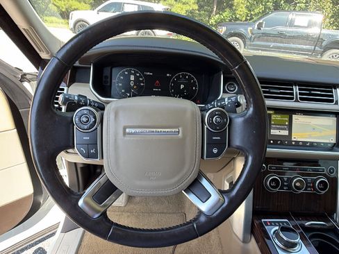 Used 2017 Land Rover Range Rover Supercharged AWD/4WD image 26