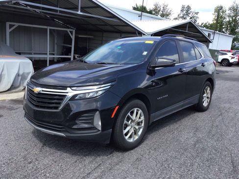 Used 2024 Chevrolet Equinox LT FWD image 2