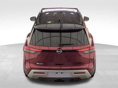 Used 2023 Nissan Pathfinder Platinum AWD/4WD image 8