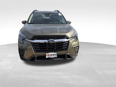 Used 2024 Subaru Ascent Premium w/ Convenience Package AWD/4WD image 4