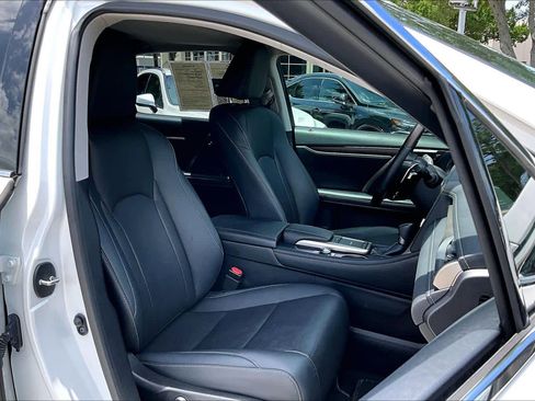 Used 2022 Lexus RX 350 FWD w/ Premium Package image 9