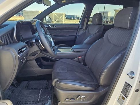 Used 2025 Hyundai Palisade Calligraphy image 13