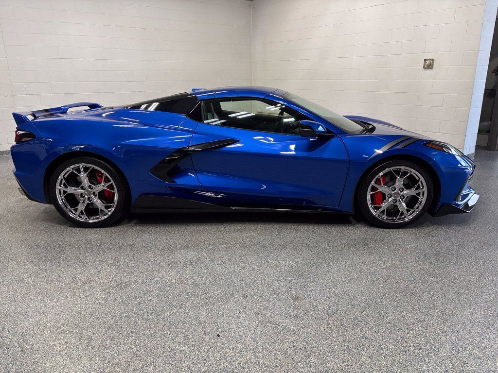 Used 2020 Chevrolet Corvette Stingray Preferred Conv w/ 2LT Preferred Equipment Group RWD image 8