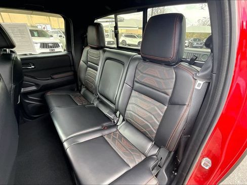 Used 2025 Nissan Frontier Pro-X w/ Pro Premium Package RWD image 36