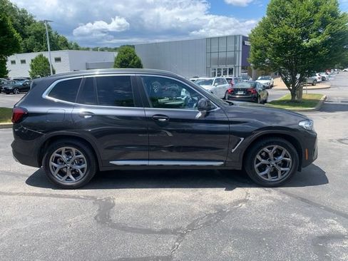 Used 2022 BMW X3 xDrive30i w/ Premium Package 2 (ZPA) AWD/4WD image 4