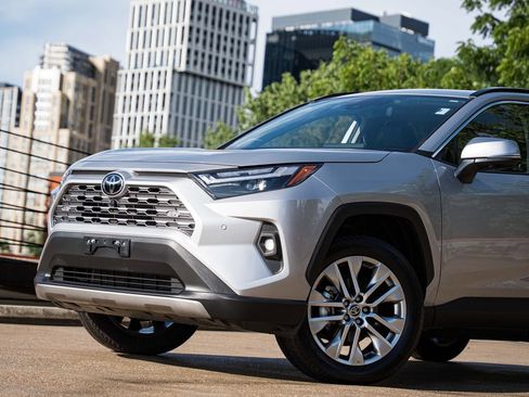 Used 2025 Toyota RAV4 Limited w/ Advanced Technology Package AWD/4WD image 2