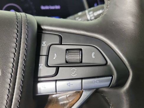 Used 2023 Cadillac Escalade Premium Luxury Platinum w/ LPO, Floor Liner Package AWD/4WD image 24