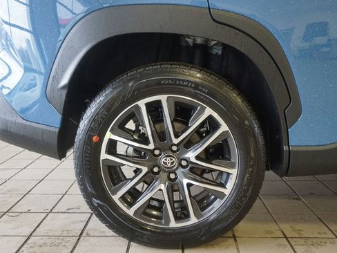 New 2026 Toyota Corolla Cross XLE image 34