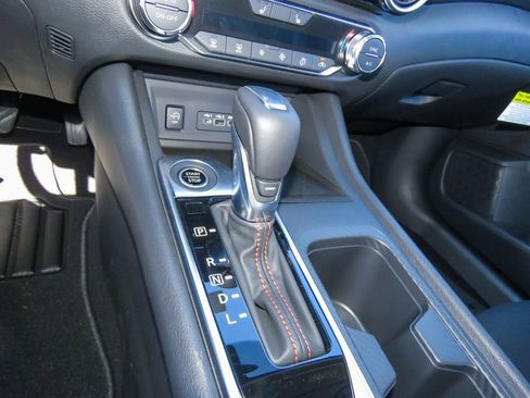 New 2025 Nissan Sentra SR image 15