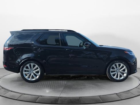 Certified 2024 Land Rover Discovery Dynamic SE image 8
