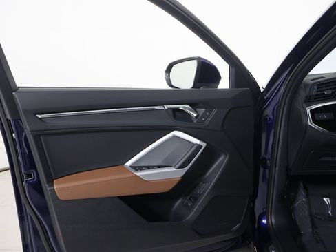 Used 2023 Audi Q3 2.0T Premium w/ Convenience Package image 21