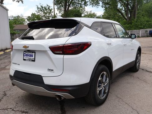Used 2025 Chevrolet Blazer LT AWD/4WD image 8