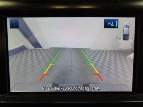 Used 2023 Ford F150 XLT image 14