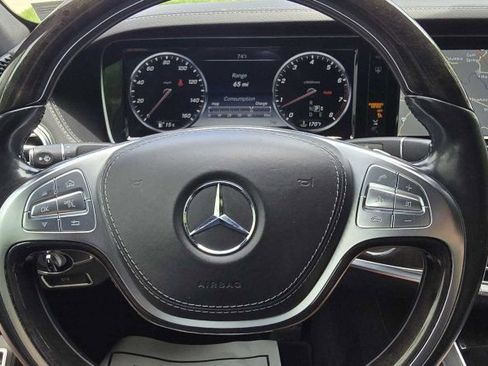 Used 2016 Mercedes-Benz S 550 Sedan image 17