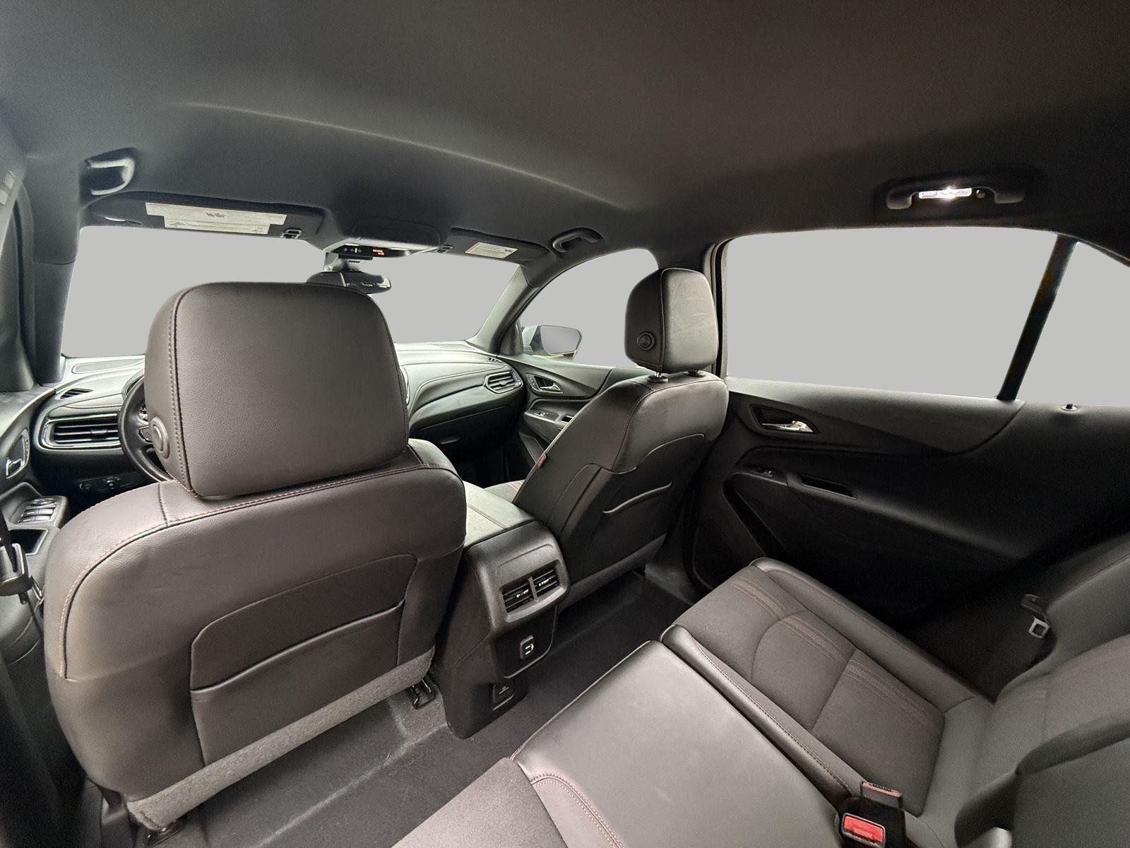 Used 2022 Chevrolet Equinox RS w/ Infotainment Package AWD/4WD image 28