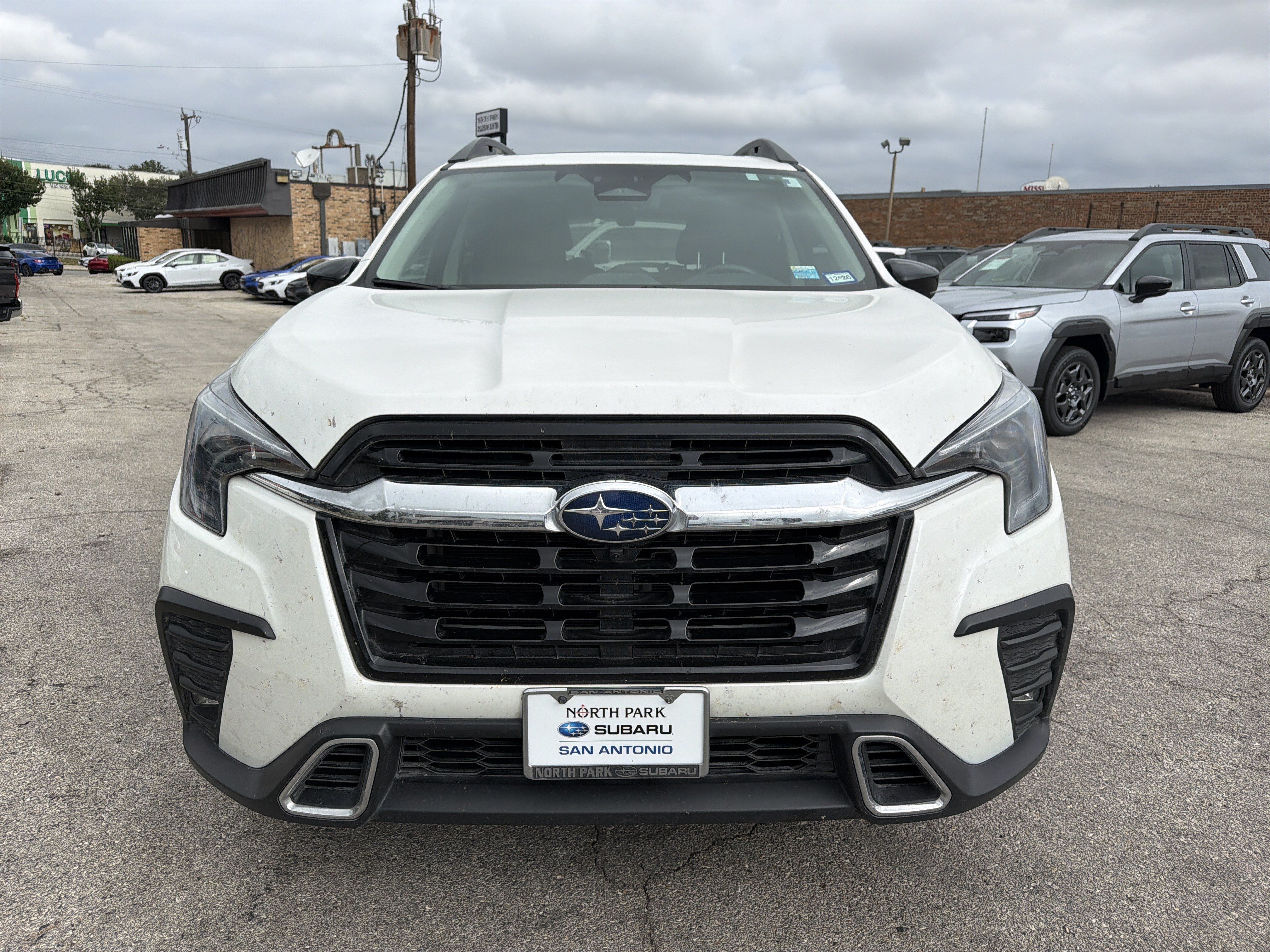 Used 2025 Subaru Ascent Touring AWD/4WD image 8