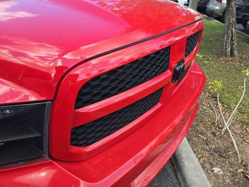 Used 2018 RAM 1500 Express w/ Express Value Package image 11