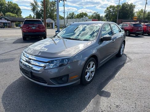 Used 2012 Ford Fusion SE FWD image 3