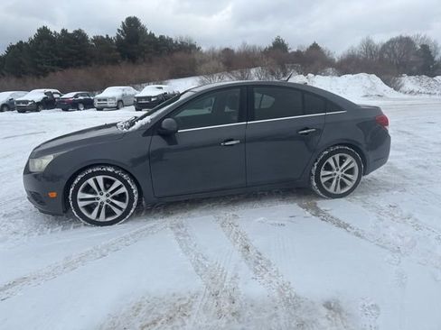 Used 2013 Chevrolet Cruze LTZ image 15